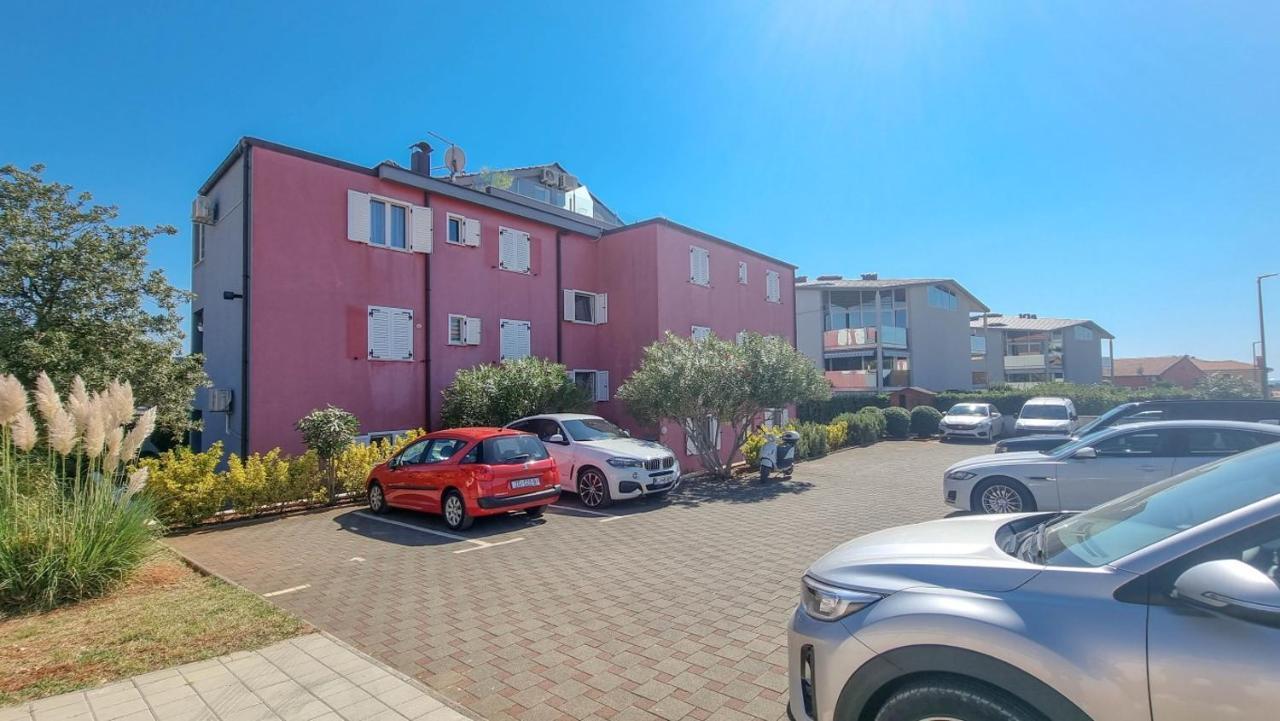 Lea Lägenhet Novigrad Istria Exteriör bild