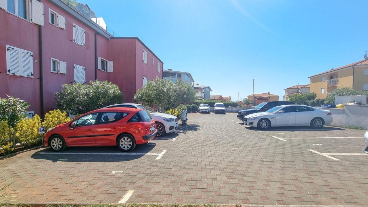 Lea Lägenhet Novigrad Istria Exteriör bild